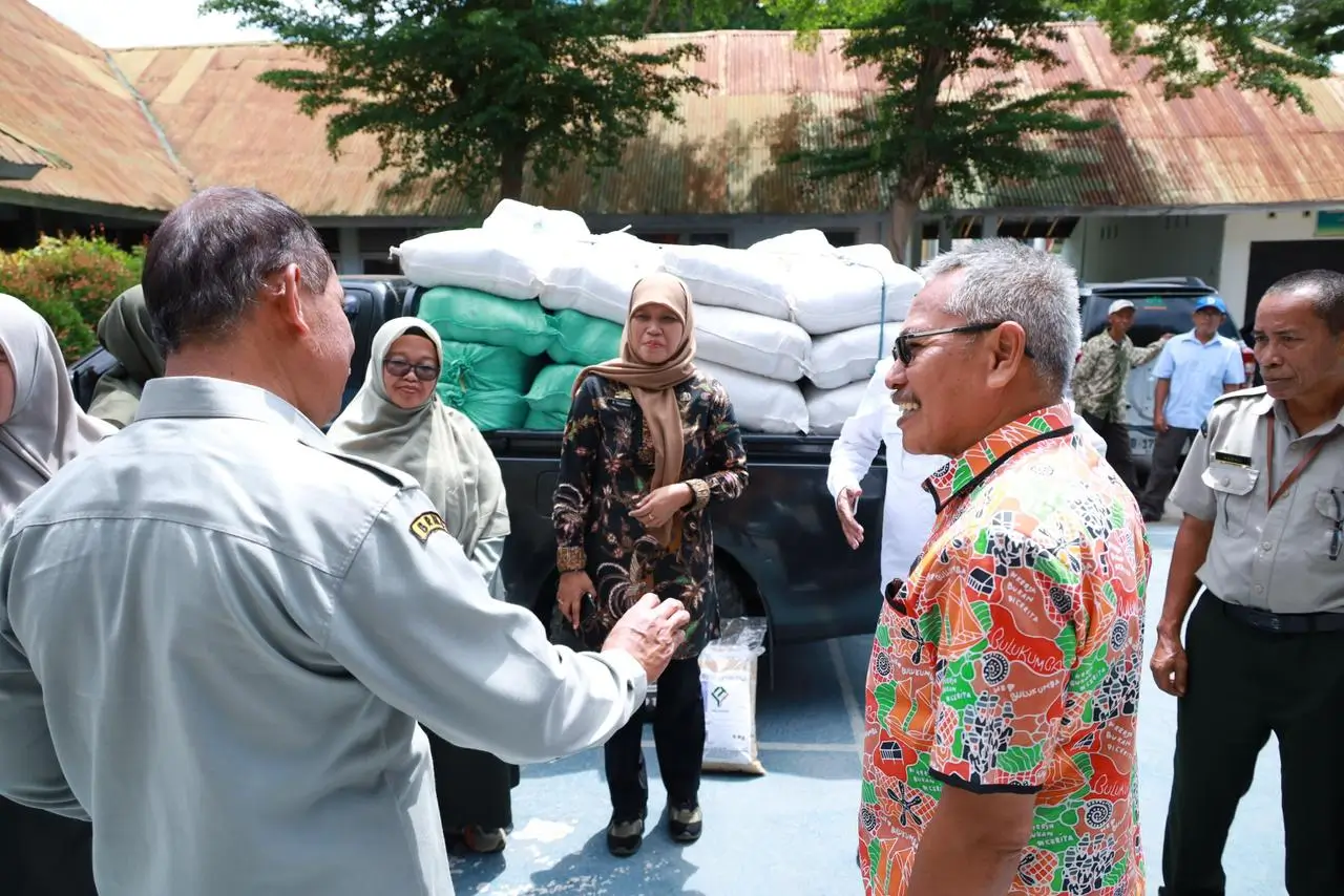 Pemerintah Kabupaten Bulukumba menerima bantuan benih padi unggul sebanyak 10 ton