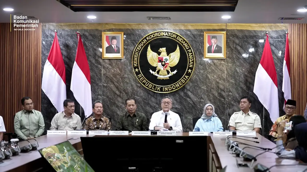 Menteri Koordinator Bidang Pangan sekaligus Ketua Satuan Tugas Pembentukan Koperasi Desa Merah Putih, Zulkifli Hasan